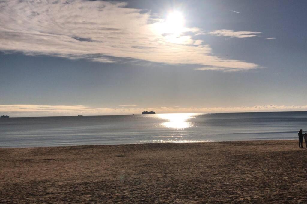 Luxury 2 Beds Apartment By The Sea Bournemouth Kültér fotó